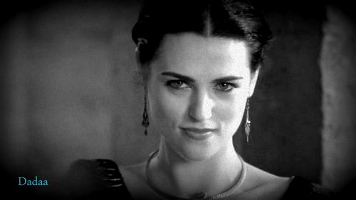 pretty-evil-morgana-merlin-on-bbc-18152426-500-282.jpg